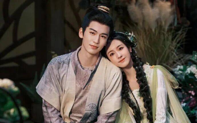 【2025.12.26】曾可妮和何与？为啥阿信执着于F4合体？秦昊喜欢伊能静什么？艺人的后援会有加入的必要？陈都灵和张凌赫？封面图